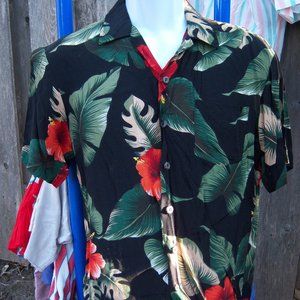 VINTAGE KENNINGTON TOMMY BAHAMA-STYLE MEN'S BUTTON DOWN SHIRT
